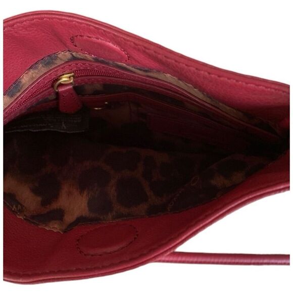 B. Makowsky Red Leather Crossbody Bag - Picture 4 of 4